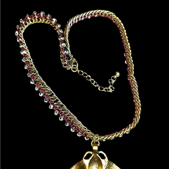 Anthropologie Fluttered Fleur Moth Butterfly Pendant Pink Gold Tone Necklace - Picture 4 of 7